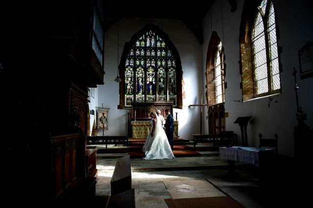 The light!!!You have to love the streaming light through a huge church window#weddingphotography #weddingday #weddingplanning #weddinginspiration #wedding2025 #weddingphootgrapheruk #londonweddingphotographer #weddingphotographynorthamptonshire #documentaryphotography #documentaryweddingphotographer #naturalfunphotographer